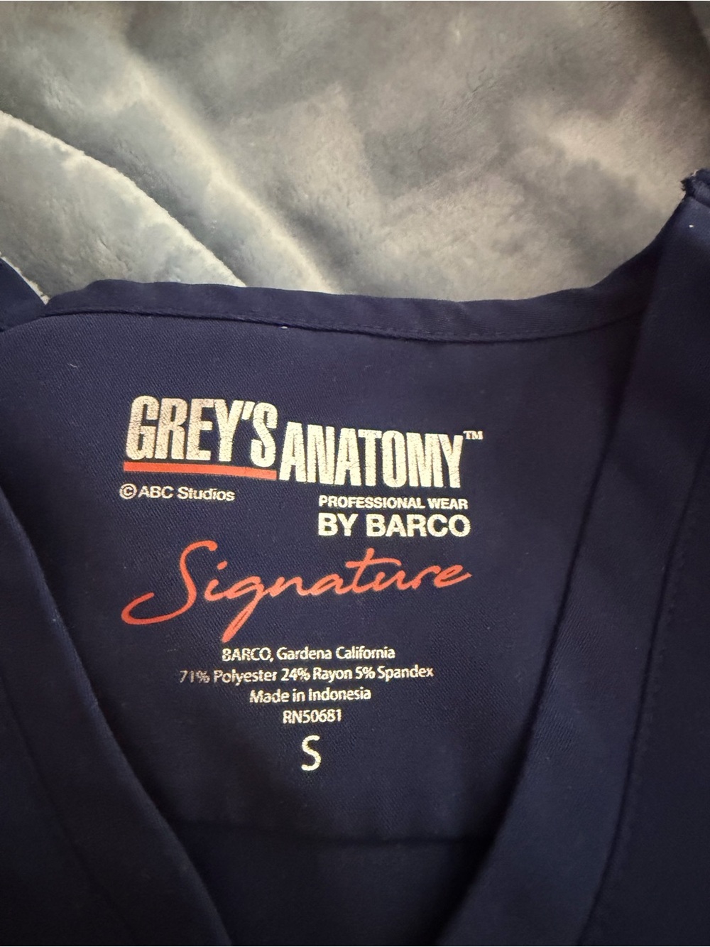 Barco Uniforms Navy Scrub Set with Signature Script - Picture 3 of 3